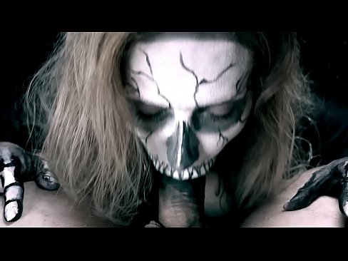 ❤️ Demon ti fi souse kòk chante ak bouch nwa li ak vale kom. ❌ Videyo anal nan ht.pornma-com.ru